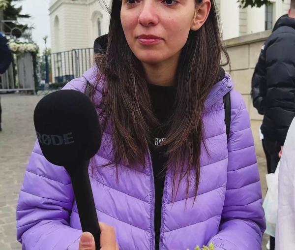 (Video) Trăiri la racla Sfintei Parascheva: plângi un pic, te rogi din tot sufletul și mulțumești