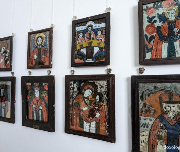 Muzeul de icoane pe sticlă „Părintele Zosim Oancea” din Sibiel