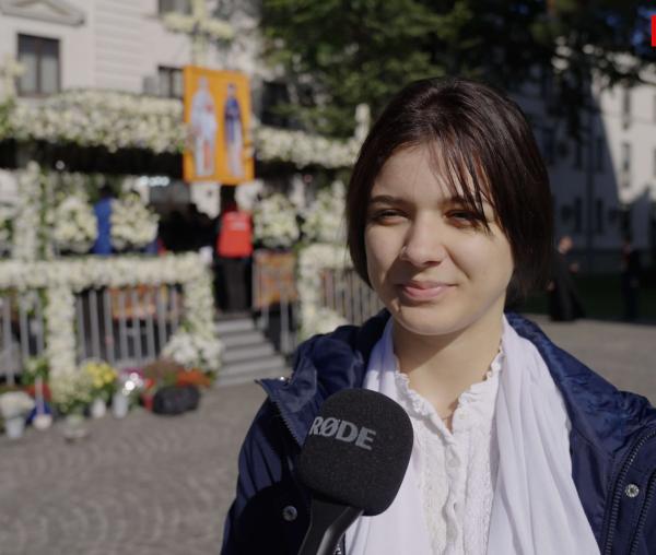 (Video) Războiul a adus-o la Seminarul Mănăstirii Neamț – iar România îi devine „acasă”