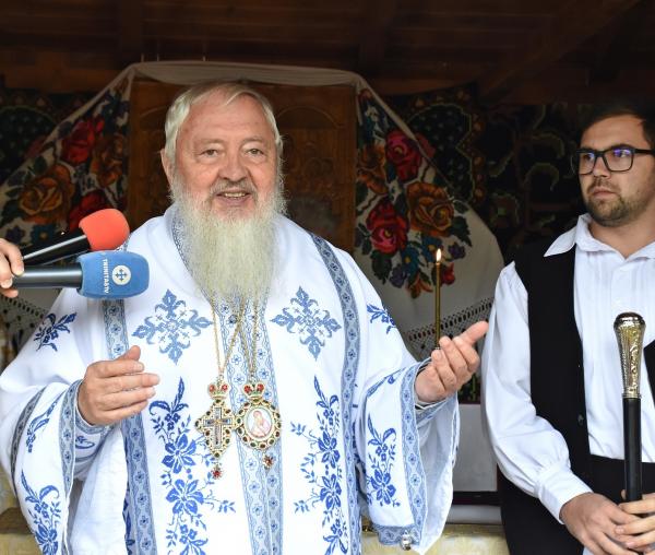 (Video) IPS Andrei: „Dumnezeu îi ajută pe oameni prin îngerii Lui”