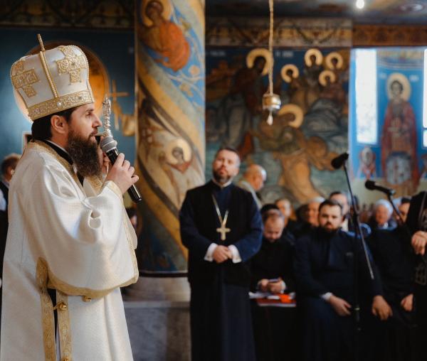 (Audio) PS Benedict: „Îngerii sunt darul lui Dumnezeu pentru oameni”