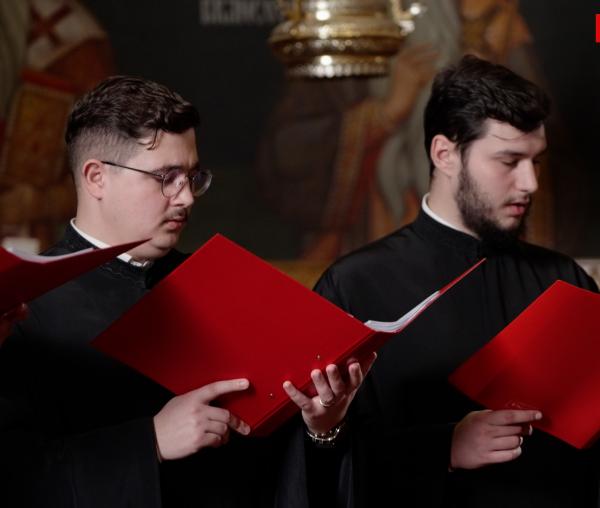 (Video) Corul Chivotul – Troparul Nașterii Domnului, glasul 4