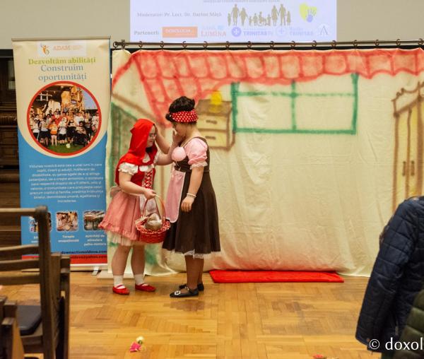 Eveniment dedicat zilei internaționale a persoanei cu dizabilități la Iași