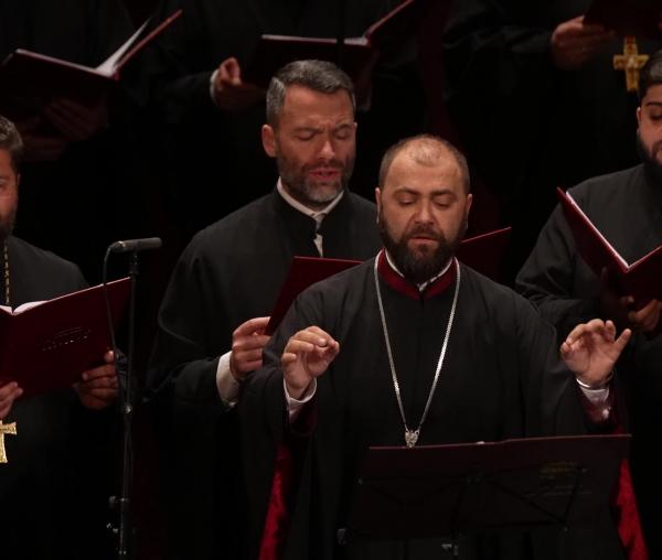 (Video) Grupul psaltic „Tronos” al Catedralei Patriarhale – Cu colinda am pornit