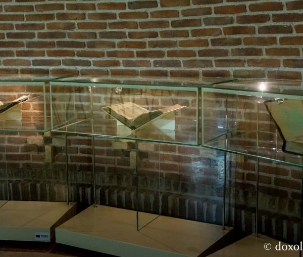 Expoziție aniversară de Cazanii, la Muzeul Mitropolitan din Iași