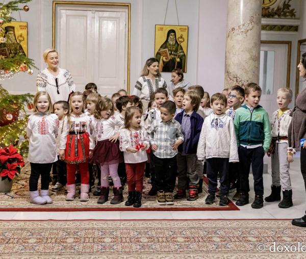 Grădinița Sf. Sava – Colindători la Reședința Mitropolitană 2023