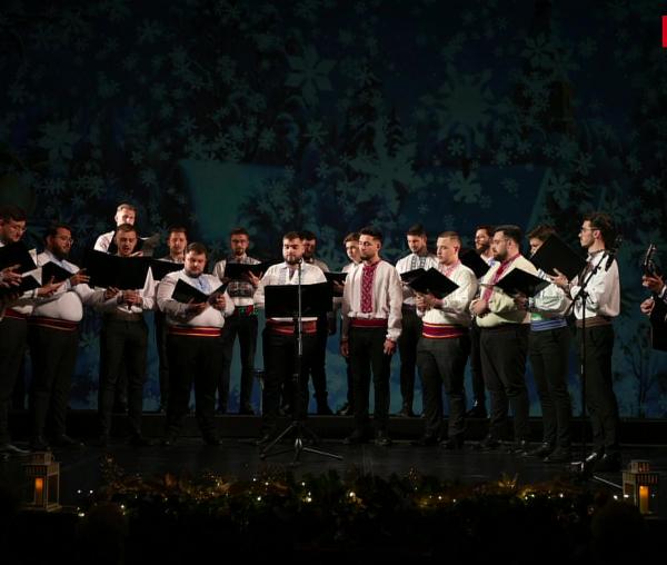 (Video) Grupul psaltic „Sfântul Ierarh Iosif cel Milostiv” – Deschide ușa, creștine, florile dalbe