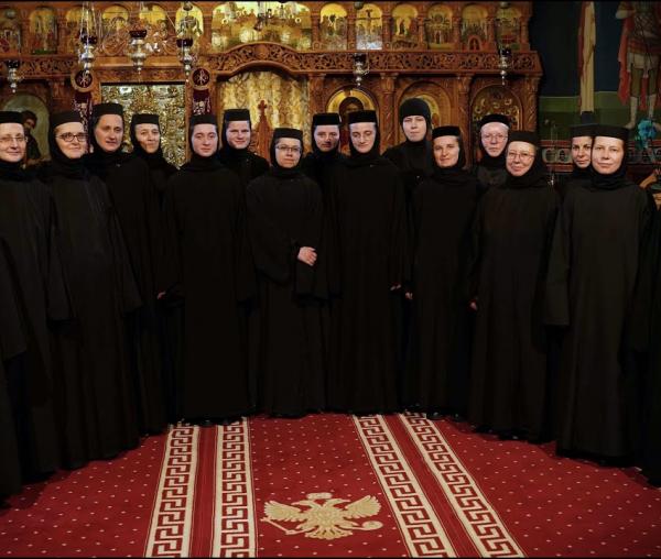 Corul maicilor de la Mănăstirea Paltin-Petru Vodă