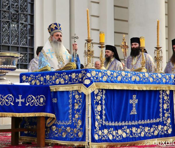 IPS Teofan de Bobotează