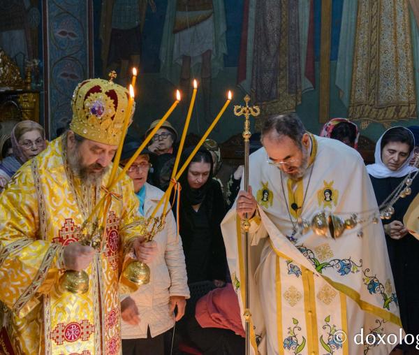 Slujire arhierească la Parohia „Sfinţii Arhangheli” din Pașcani