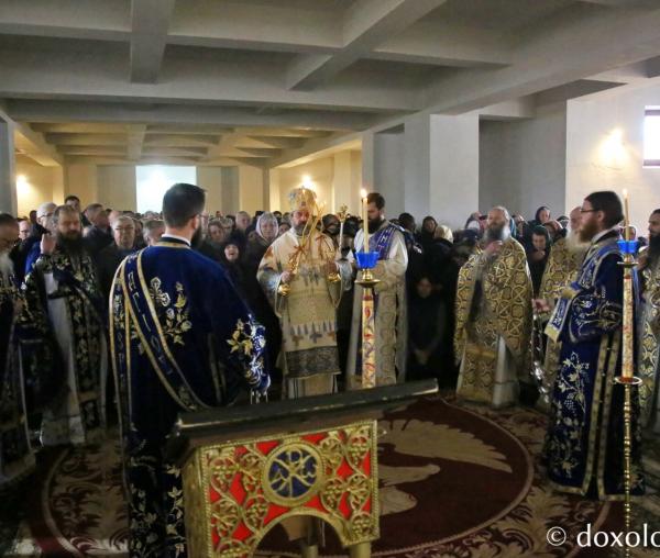 Sfânta Liturghie cu arhiereu