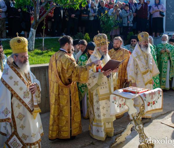Sfințire de Paraclis și hram la Mănăstirea Coșula