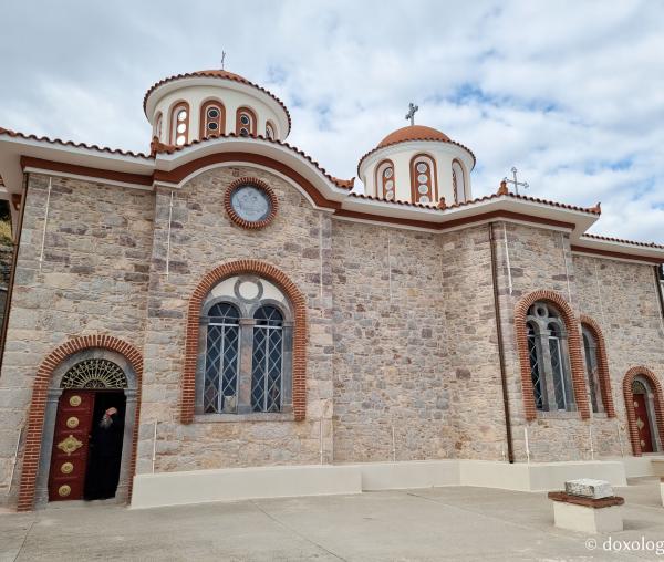 Katholikonul Mănăstirii „Sfinților Părinți” din Insula Chios, Grecia