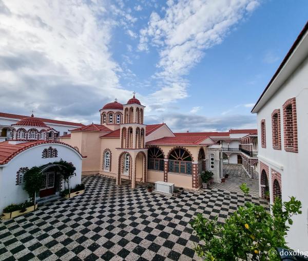 Mănăstirea „Sfinții Împărați Constantin și Elena” din Insula Chios