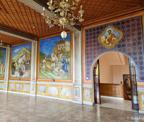 Minuni ale Icoanei Maicii Domnului de la Mega Spileo zugrăvite în interiorul mănăstirii