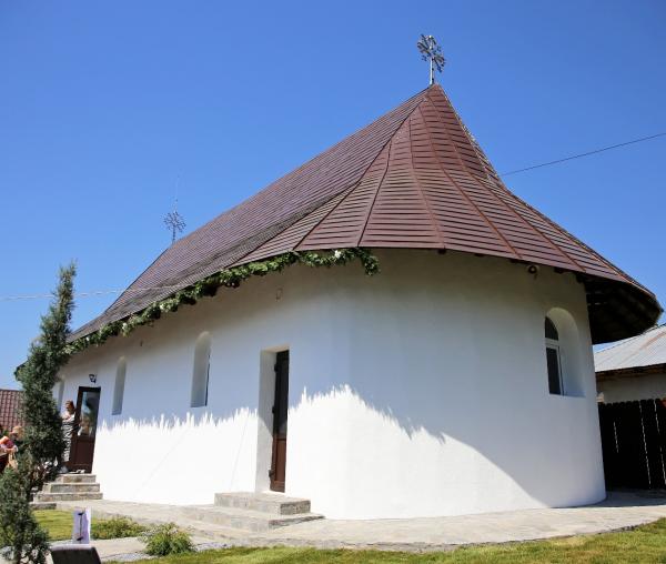 Biserica Parohiei Brustureț, comuna Mironeasa, județul Iași