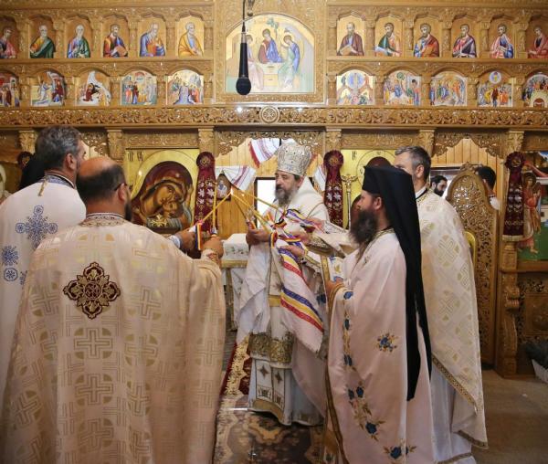 Paraclisul Schitului „Sfântul Mina” Borlești - Mastacăn a fost sfințit