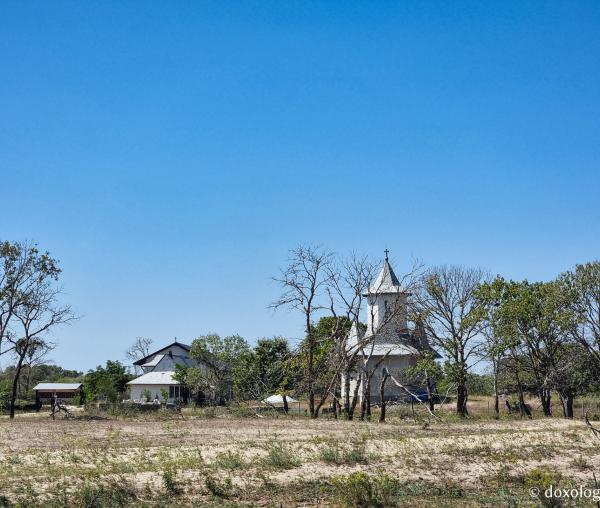 Pași de pelerin la Biserica „Buna Vestire” din Delta Dunării
