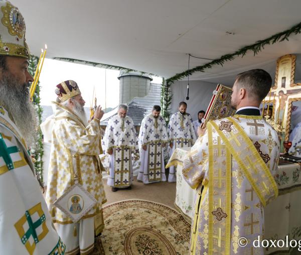 Hram la Mănăstirea Ceahlău