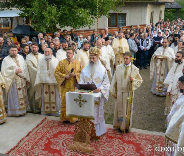 Sfințire de biserică la Telec – Bicazu Ardelean