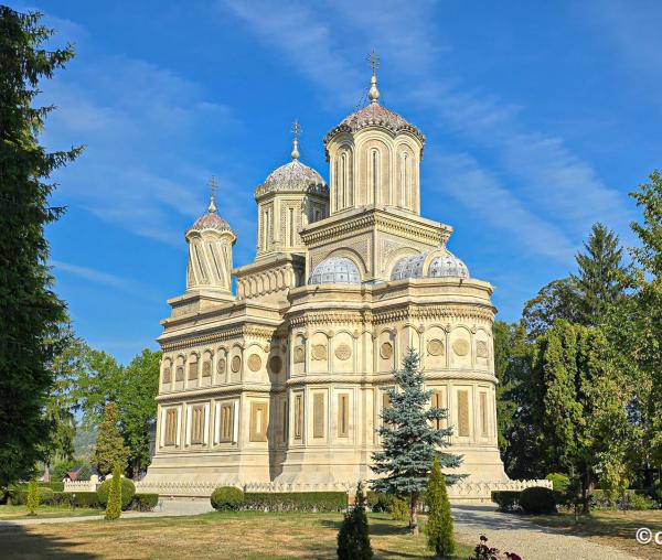 Mănăstirea Curtea de Argeș