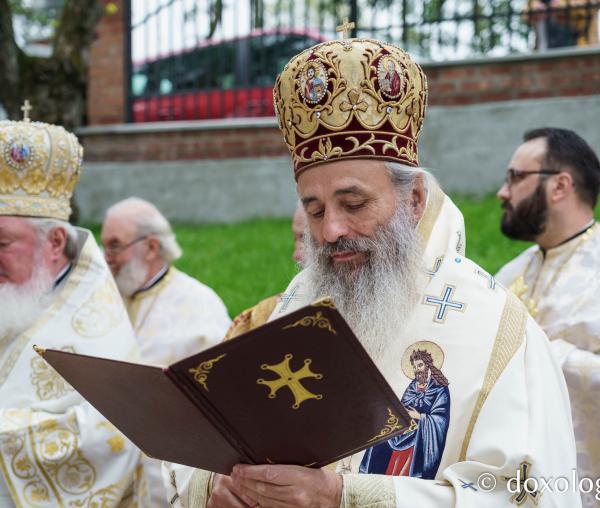 Biserica Parohiei Ciulinești - Probota, sfințită de doi ierarhi