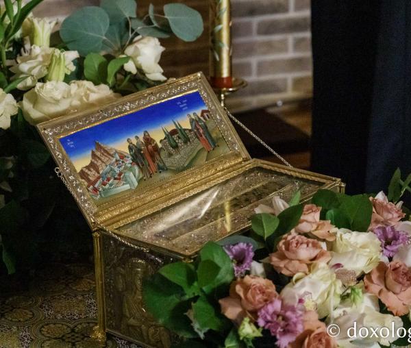Brâul Maicii Domnului a poposit la Parohia „Sfântul Ioan Rusul” – Valea Adâncă din Iași