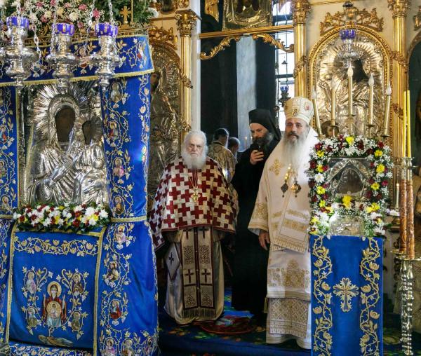 Prăznuirea Sfinților Arhangheli la Mănăstirea Agapia