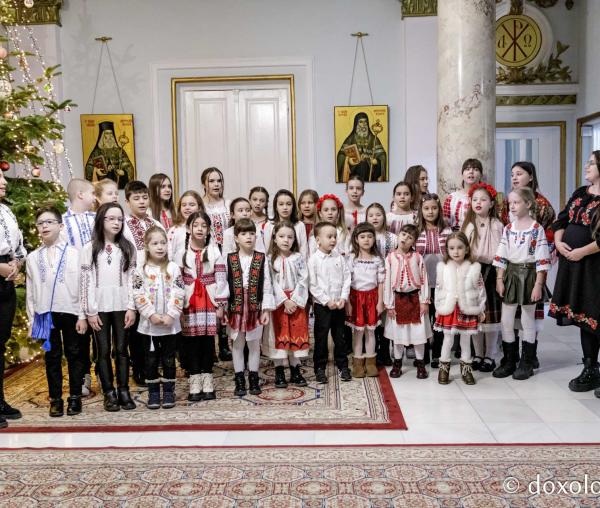 (Foto) Școala de muzică Soprano Music Academy – Colindători la Reședința Mitropolitană 2024