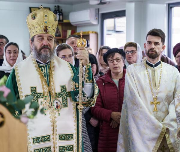 Zi de sărbătoare în Iași: Parohia Uricani II a primit binecuvântare arhierească și un nou spațiu de rugăciune