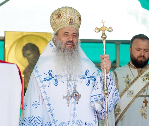 IPS Teofan la Hramul Mănăstirii Bistrița Izvorul Tămăduirii