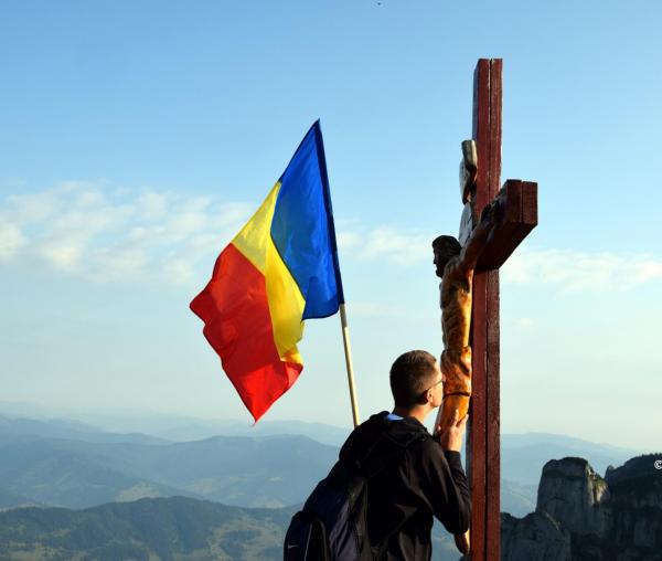 (Video) „Mă bucur de evlavia, cucernicia și bunătatea românilor” - Înaltpreasfințitul Hierotheos Vlachos