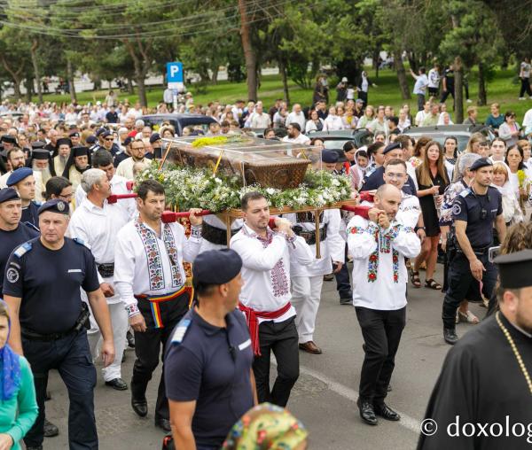 Pași de pelerini pe Calea Sfinților Suceava 2025