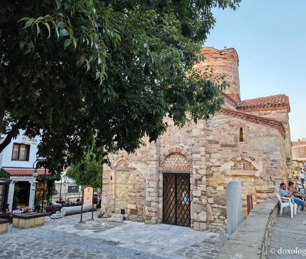 Pași de pelerin la Biserica „Sfântul Ioan Botezătorul” din Nessebar