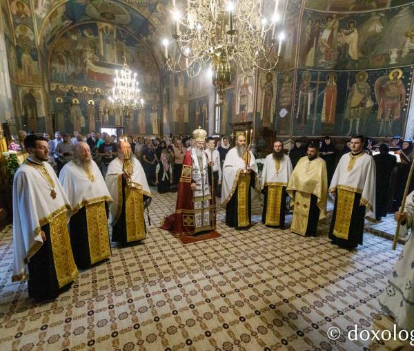 Priveghere la Mănăstirea Râmeț în cinstea Sfântului Cuvios Dometie