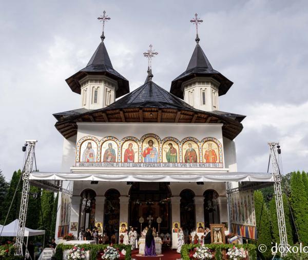 Priveghere în cinstea Sfintei Cuvioase Teodora la Mănăstirea Sihăstria