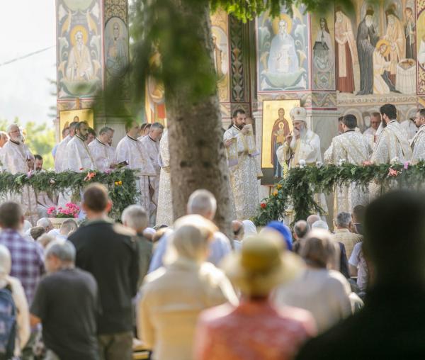Rugăciune și binecuvântare la hramul Seminarului de la Neamț