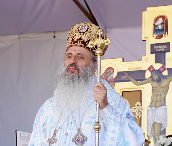 (Video) IPS Teofan: „Domnul Iisus Hristos, poarta Împărăției Cerurilor”