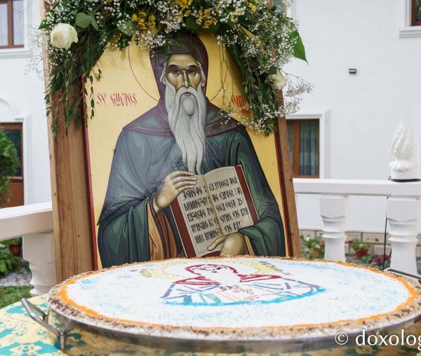 (Video) Rugăciune și binecuvântare la hramul Mănăstirii Sihăstria Voronei
