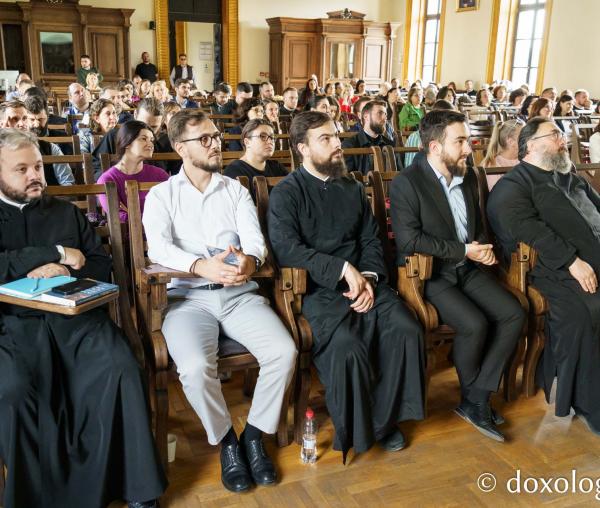 (Video) Profesorii de religie din Iași, reuniți la început de an școlar
