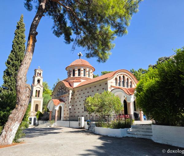 Frumusețea Mănăstirii „Sfântul Ierarh Nectarie” Kryoneri din Insula Rodos