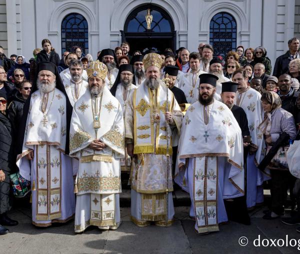 (Video) Sfânta Liturghie la Iași, oficiată de doi ierarhi în a cincea zi a pelerinajului