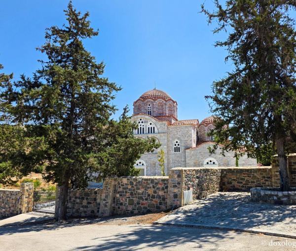 Clipe de zăbavă la Mănăstirea „Panaghia Ypseni” din Insula Rodos