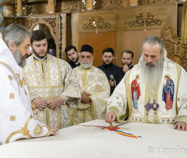 Biserica „Sfânta Vineri” din Iași, sfințită de doi ierarhi