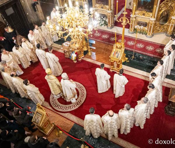 (Foto) În lumina slujirii și a învățăturii teologice – ziua Sfinților Trei Ierarhi la Catedrala Mitropolitană din Iași