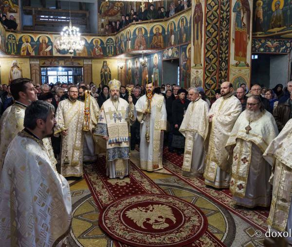 (Video) Slujbă arhierească, în Duminica Înfricoșătoarei Judecăți, la Biserica Galata - Iași