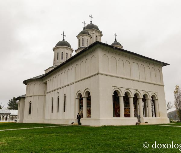 Biserica „Sfântul Nicolae” din ostrovul Cernicăi