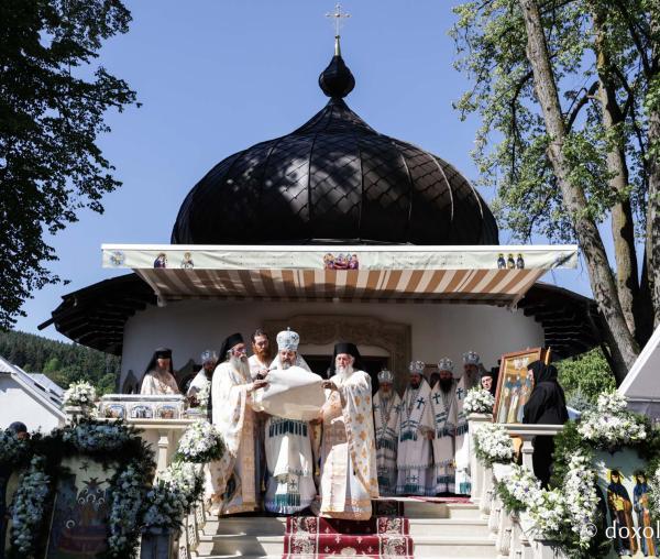 Proclamarea locală a canonizării Sfintelor Cuvioase Nazaria, Olimpiada și Elisabeta (Safta) Brâncoveanu de la Văratec