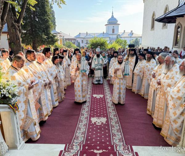 Mănăstirea Văratec în sărbătoare – prima prăznuire a Sfintelor Cuvioase Nazaria, Olimpiada și Elisebeta (Safta) Brâncoveanu