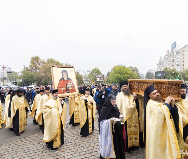 Procesiunea „Calea Sfinților” prin inima Capitalei